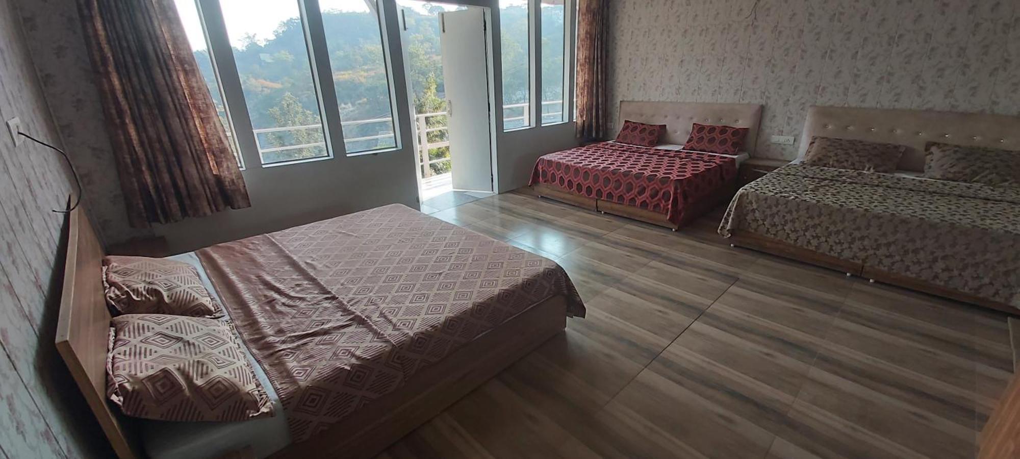 Valley Retreat Home Stay Деградун Номер фото